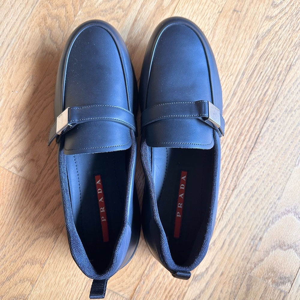 Authentic PRADA SNEAKERS SHOES BLACK LEATHER BRAND NEW: Prada size 7 (or EU 42).